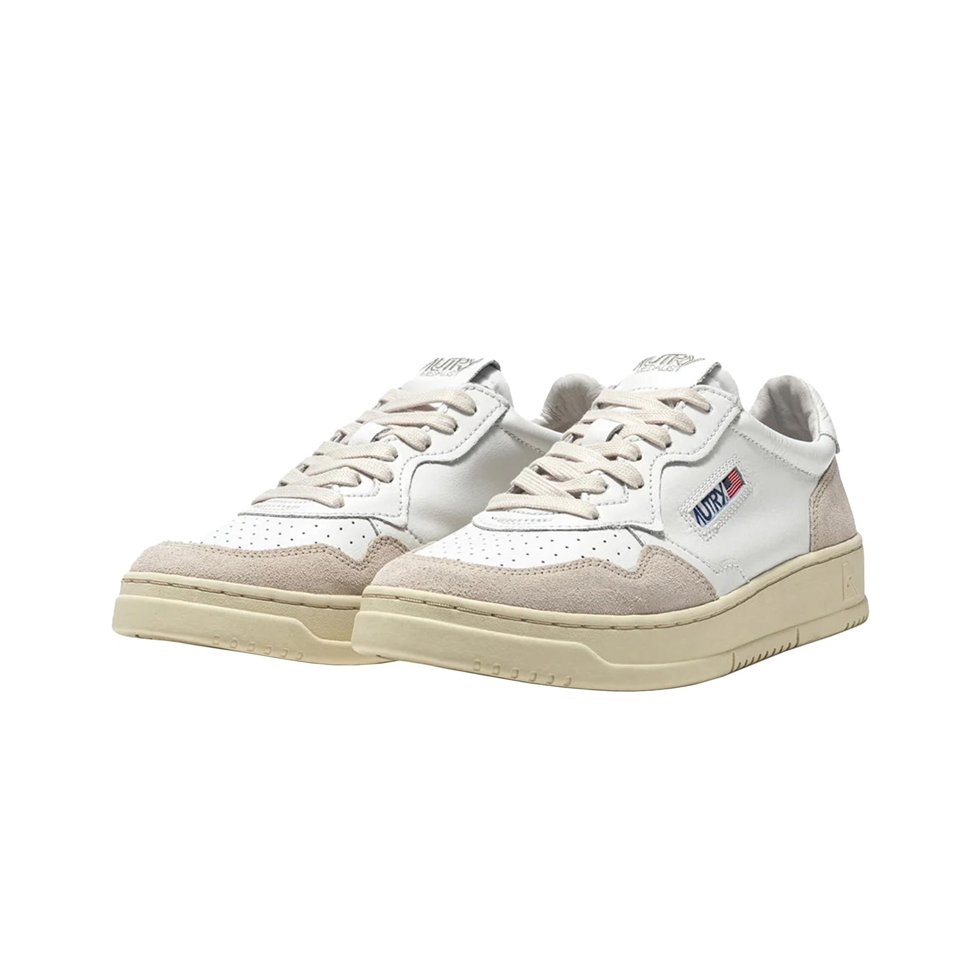 Medalist Low Suede White Beige
