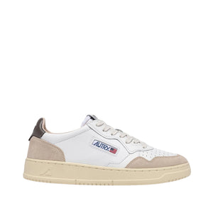 Medalist Low Suede White Morel