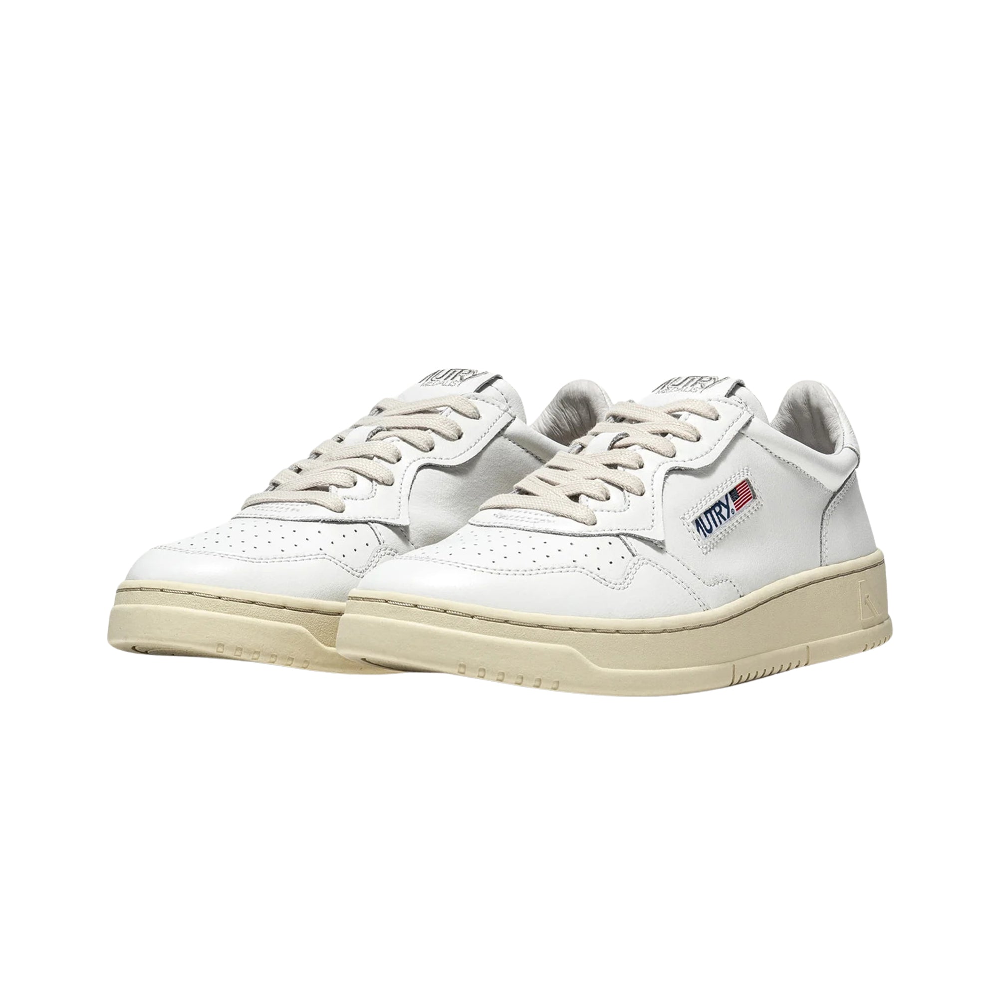 Medalist Low Leather White