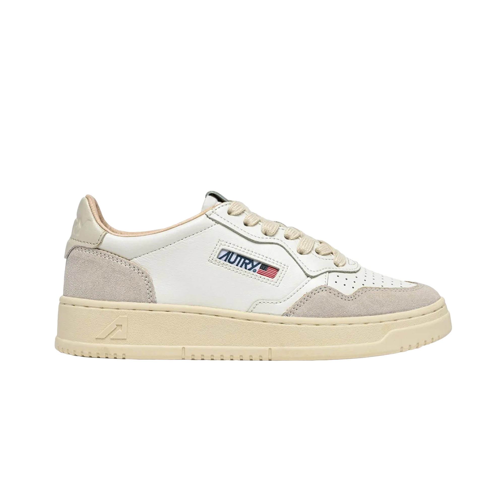 Medalist Low Suede White Pelican
