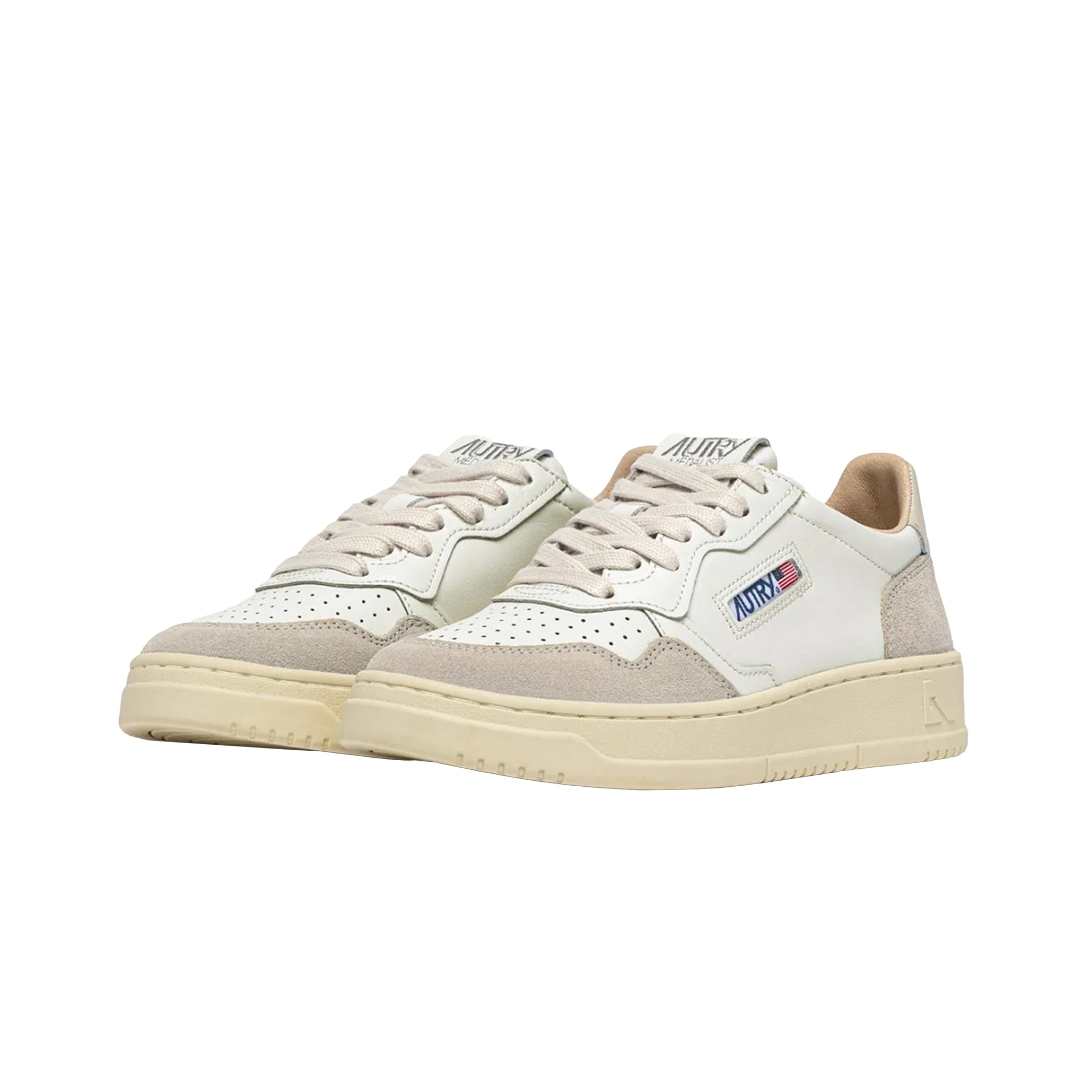 Medalist Low Suede White Pelican