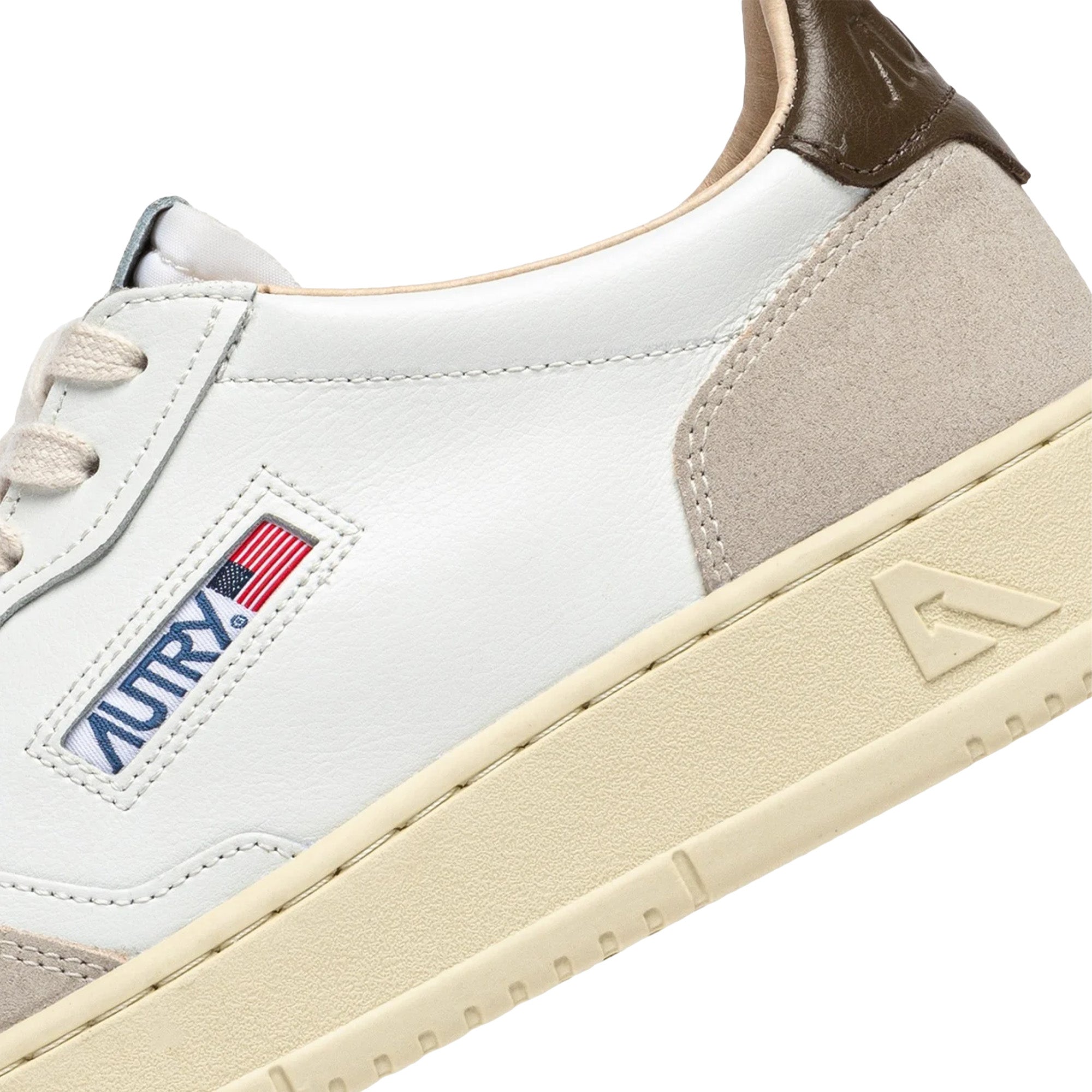 Medalist Low Suede White Teak