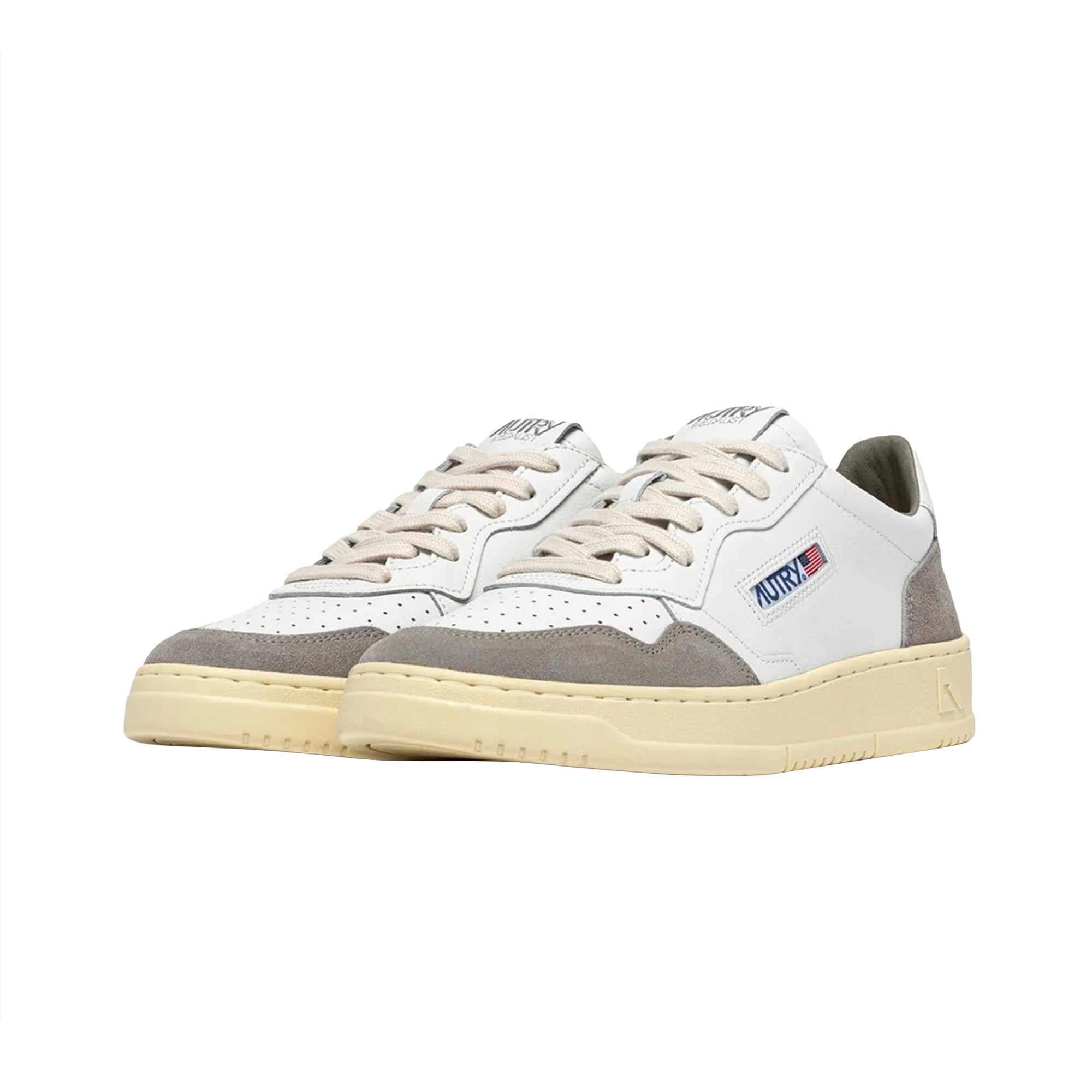 Medalist Low Suede White Vapor